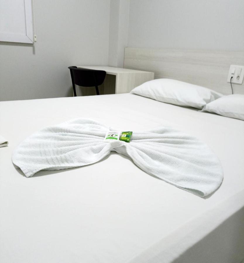 Mfg Hotel Cianorte Екстер'єр фото
